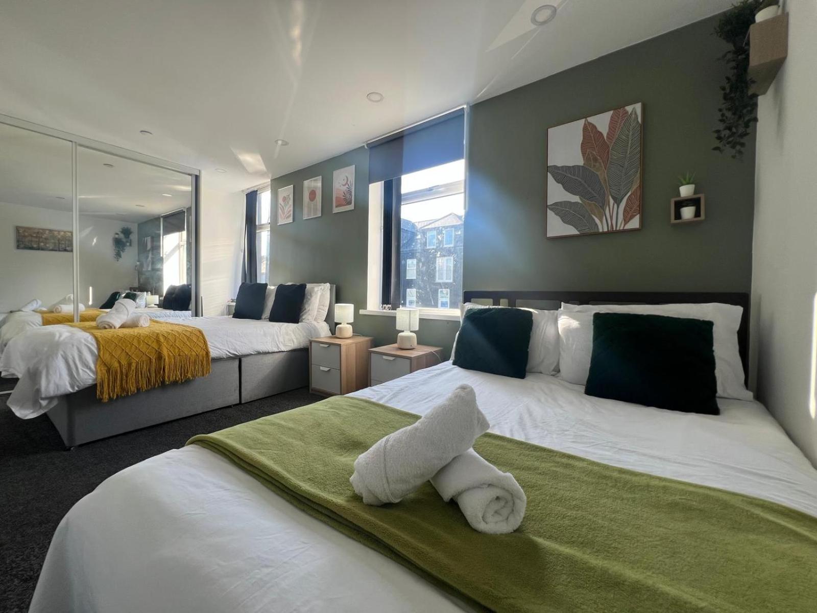 City Centre Location! For Business And Leisure! 5/6 Guests Cardiff Esterno foto